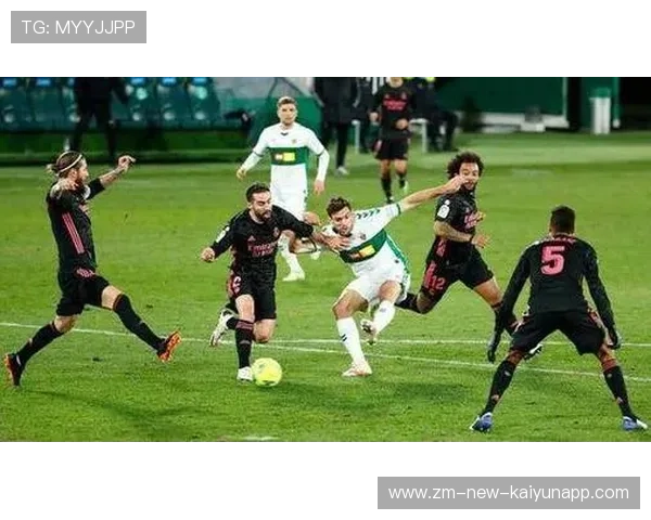 埃尔切靠纪律与配合完成对豪门的战术碾压 埃尔切靠纪律与配合完成对豪门的战术碾压